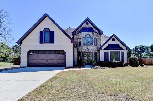 408 Beech Hollow Trail, Loganville, GA 30052