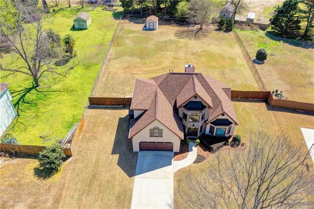 408 Beech Hollow Trail, Loganville, GA 30052