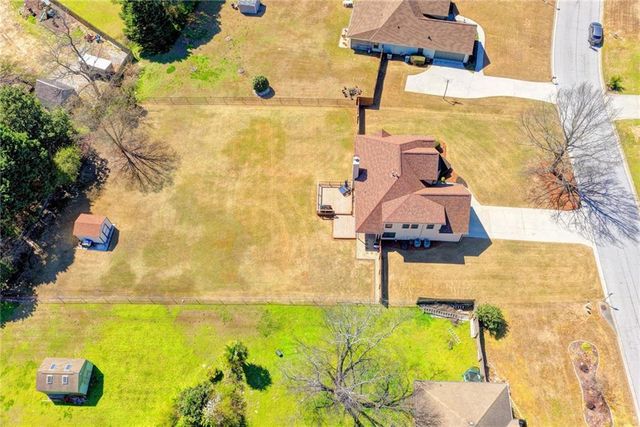 408 Beech Hollow Trail, Loganville, GA 30052