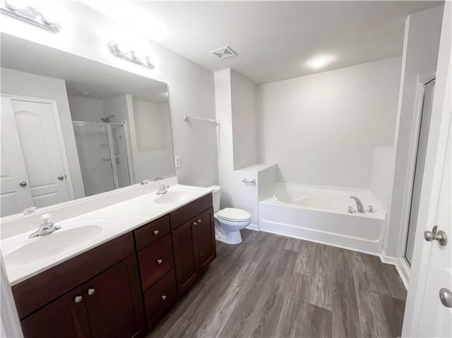 1950 Dakota Drive NW 27, Acworth, GA 30101