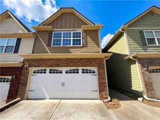 1950 Dakota Drive NW 27, Acworth, GA 30101