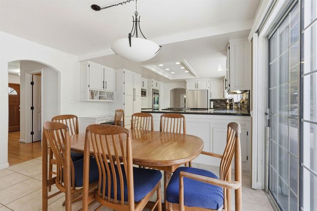 2030 Marden Dr, Rescue, CA 95672