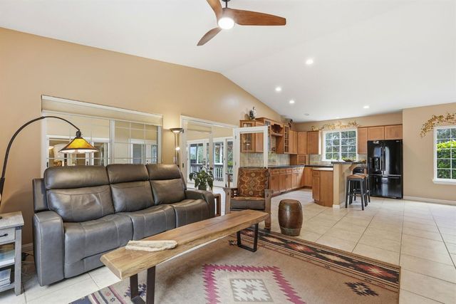 2030 Marden Dr, Rescue, CA 95672