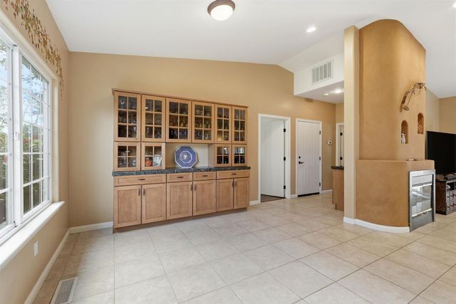 2030 Marden Dr, Rescue, CA 95672