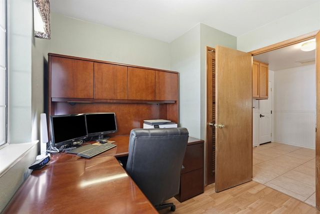 2030 Marden Dr, Rescue, CA 95672