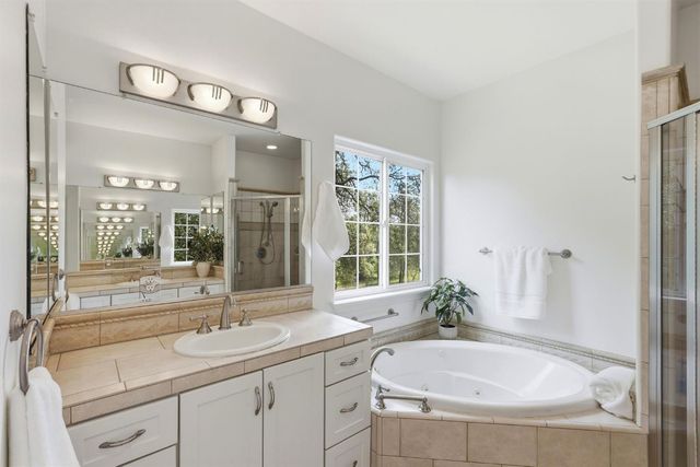 2030 Marden Dr, Rescue, CA 95672