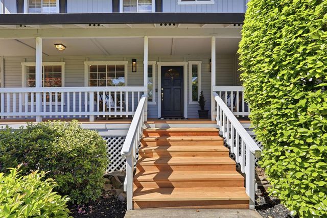 2030 Marden Dr, Rescue, CA 95672