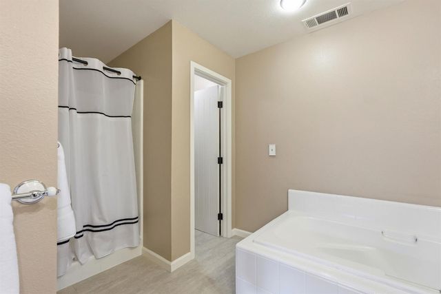 2030 Marden Dr, Rescue, CA 95672