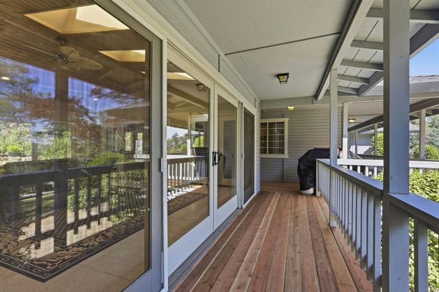 2030 Marden Dr, Rescue, CA 95672