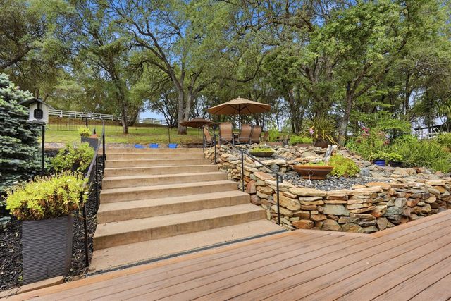 2030 Marden Dr, Rescue, CA 95672
