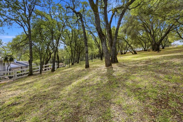 2030 Marden Dr, Rescue, CA 95672
