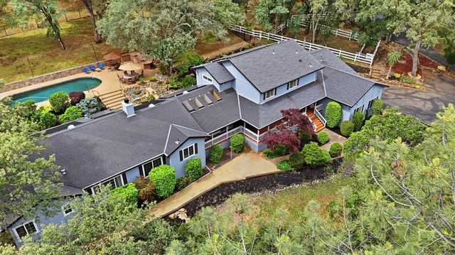 2030 Marden Dr, Rescue, CA 95672