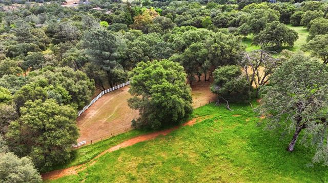 2030 Marden Dr, Rescue, CA 95672
