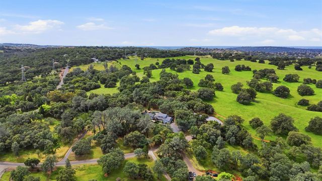 2030 Marden Dr, Rescue, CA 95672