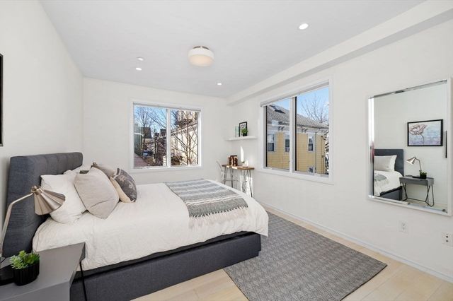 62 Pearl 62, Cambridge, MA 02139