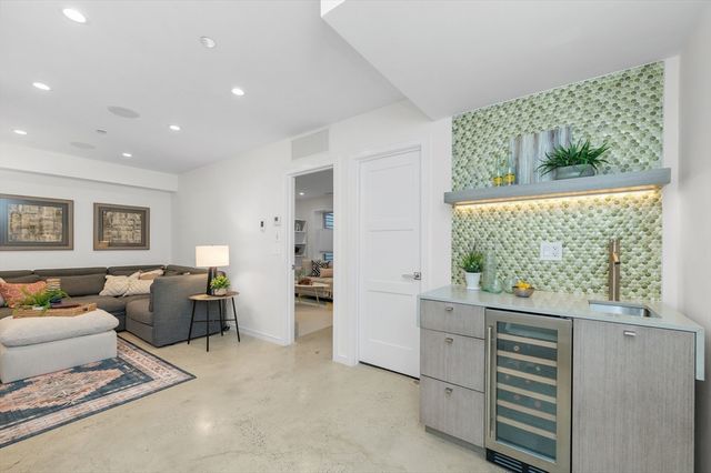 62 Pearl 62, Cambridge, MA 02139