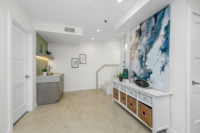 62 Pearl 62, Cambridge, MA 02139