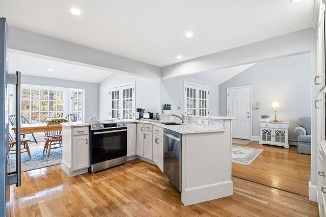 85 Marks Rd, Weymouth, MA 02189