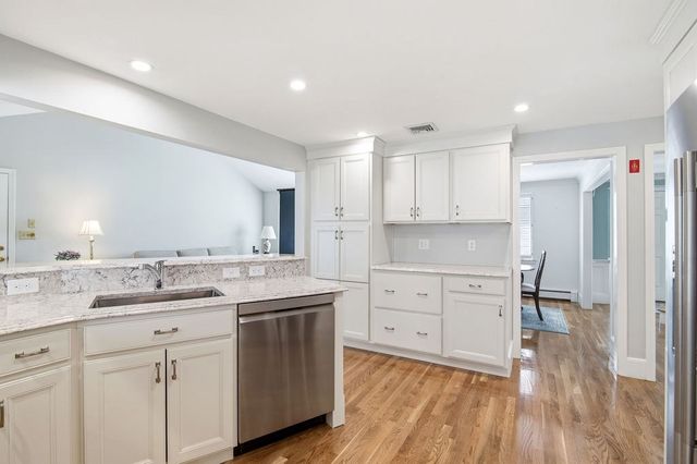 85 Marks Rd, Weymouth, MA 02189