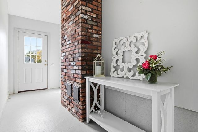 85 Marks Rd, Weymouth, MA 02189