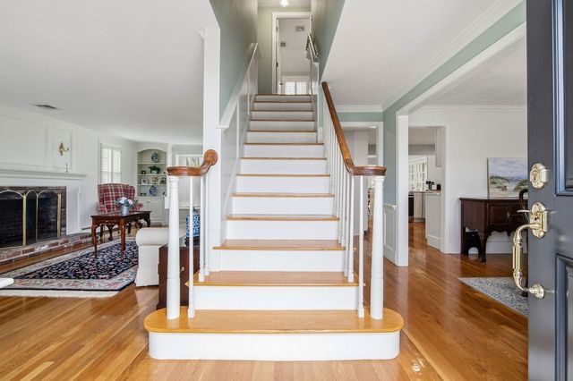 85 Marks Rd, Weymouth, MA 02189