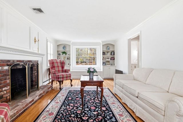 85 Marks Rd, Weymouth, MA 02189