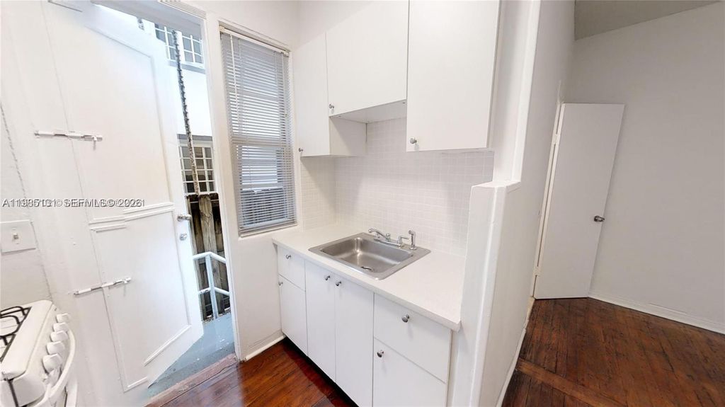 639 12th St 3, Miami Beach, FL 33139