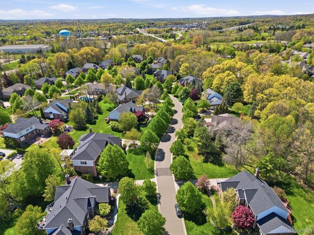 5318 Glenwood Creek, Independence Charter Township, MI 48348