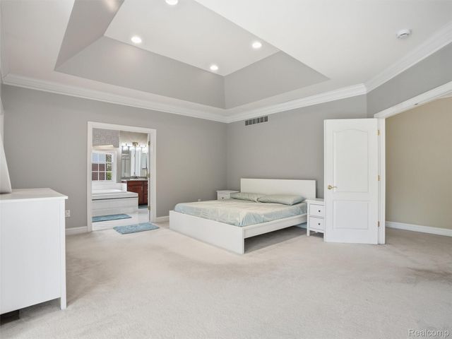 5318 Glenwood Creek, Independence Charter Township, MI 48348