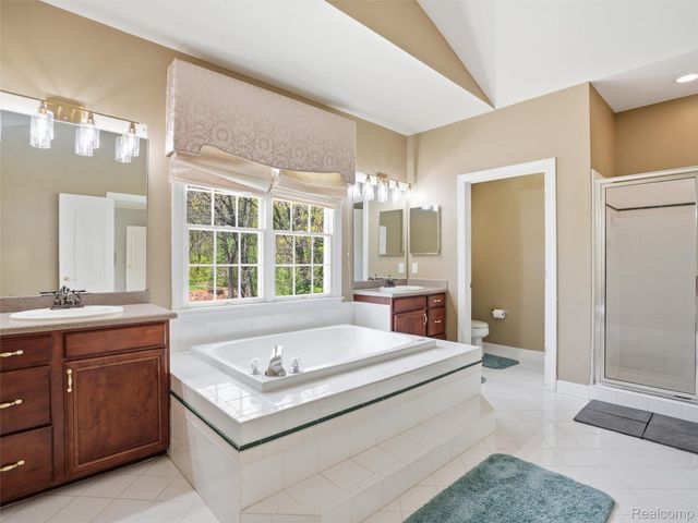 5318 Glenwood Creek, Independence Charter Township, MI 48348