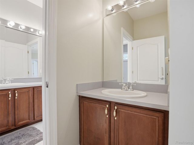 5318 Glenwood Creek, Independence Charter Township, MI 48348
