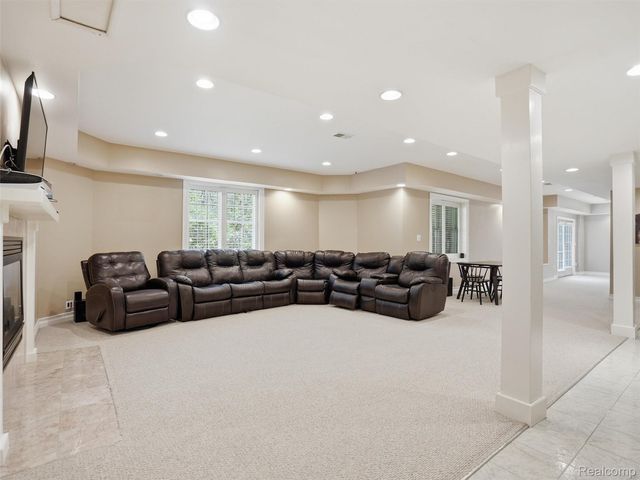 5318 Glenwood Creek, Independence Charter Township, MI 48348