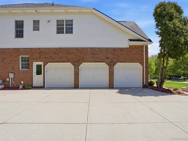 5318 Glenwood Creek, Independence Charter Township, MI 48348