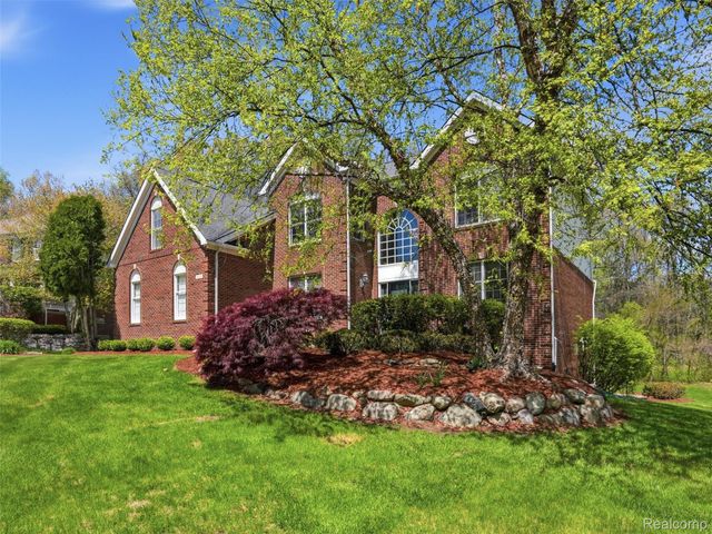 5318 Glenwood Creek, Independence Charter Township, MI 48348