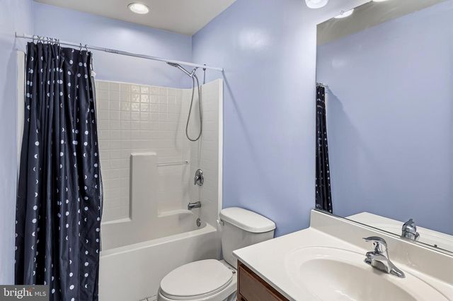 4951 DOGWOOD ST, Shady Side, MD 20764