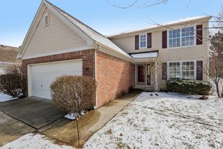 10507 Pineview Circle, Fishers, IN 46038