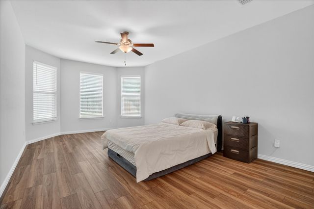 421 Acton Avenue, Fort Worth, TX 76131