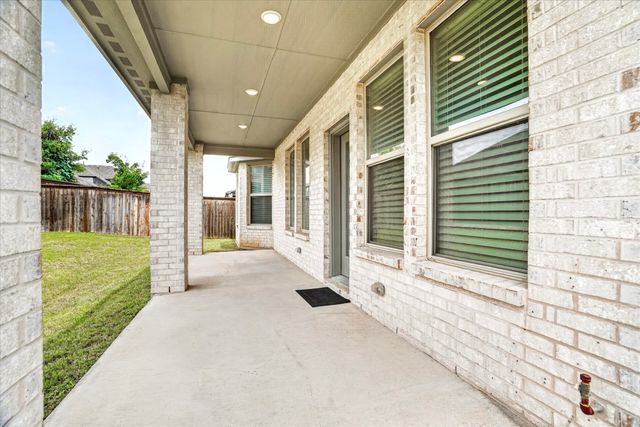 421 Acton Avenue, Fort Worth, TX 76131