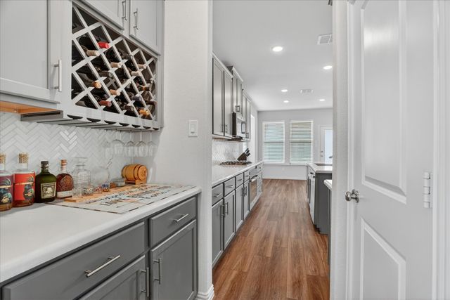 421 Acton Avenue, Fort Worth, TX 76131