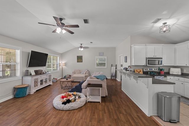 108 Saint Johns Drive, Dothan, AL 36301