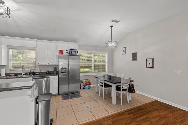 108 Saint Johns Drive, Dothan, AL 36301