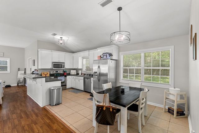 108 Saint Johns Drive, Dothan, AL 36301