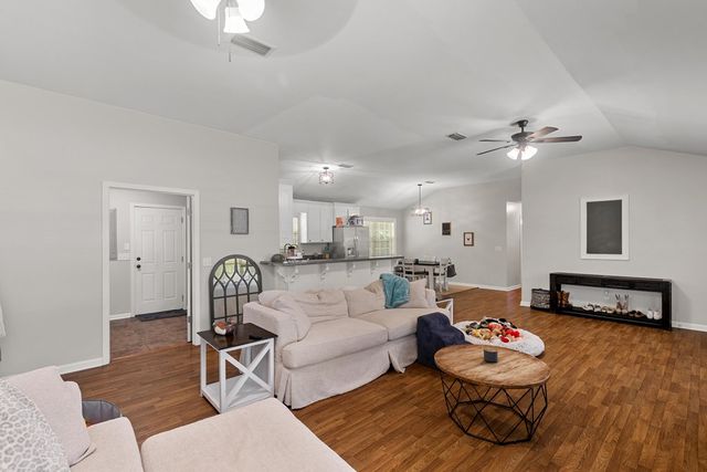 108 Saint Johns Drive, Dothan, AL 36301