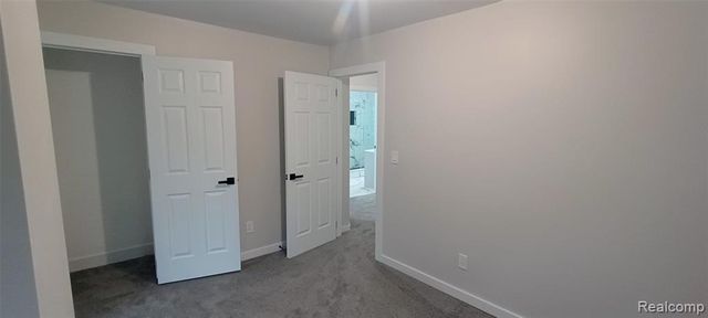 131 Mark Avenue, Pontiac, MI 48341