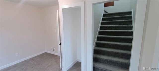 131 Mark Avenue, Pontiac, MI 48341
