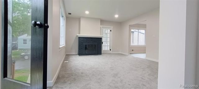 131 Mark Avenue, Pontiac, MI 48341