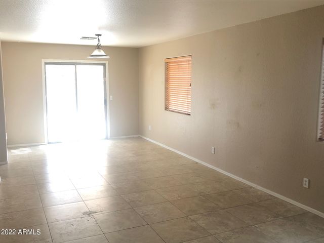 1790 E SILKTASSEL Trail, San Tan Valley, AZ 85143