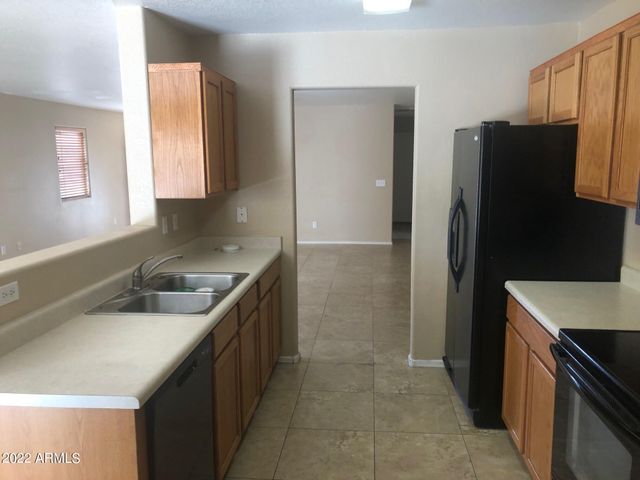 1790 E SILKTASSEL Trail, San Tan Valley, AZ 85143