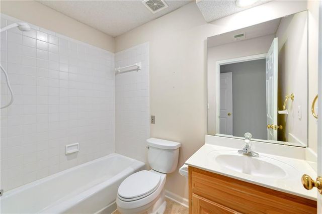 735 N Somerset Terrace, Olathe, KS 66062