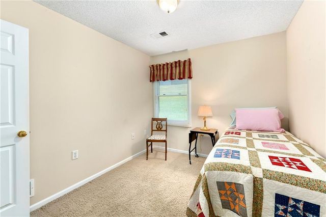 735 N Somerset Terrace, Olathe, KS 66062